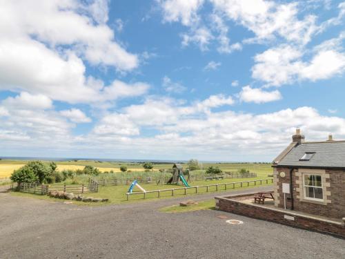 Home Stead Cottage - Embleton