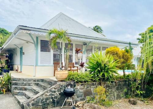 Villa Gaïa - petit coin de paradis créole avec piscine et Jacuzzi (Villa Gaia - petit coin de paradis creole avec piscine et Jacuzzi) in Le Diamant
