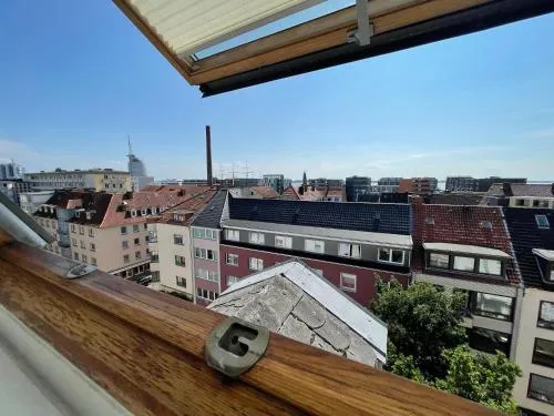 Schöne einfache zentrale Ferienwohnung über den Dächern der Stadt in Bremerhaven, Deutschland