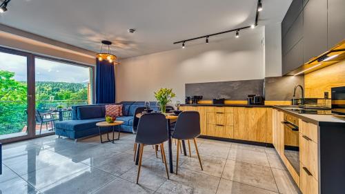 Apartamenty z basenem i saunami STONE HILL RESORT VIP Centrum by Royal Aparts, Szklarska Poręba (foto 7)