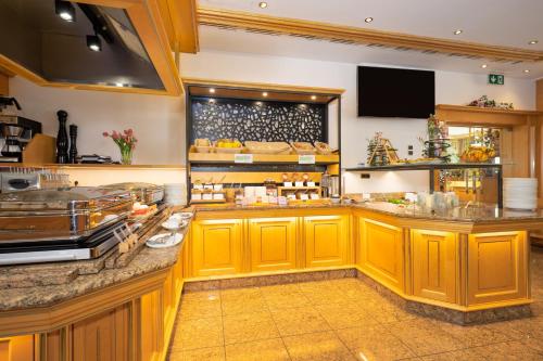 Park Hotel Laim - image 3