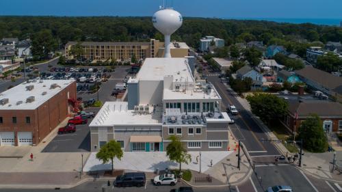 Coast Rehoboth Beach, Tapestry Collection By Hilton