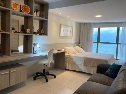 Studio Apartment with Sea View image 9