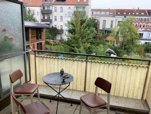 Live easy with balcony,Netflix, quiet, close to Football stadium, direct train connection, Espresso maker, Leipzig (photo 10)