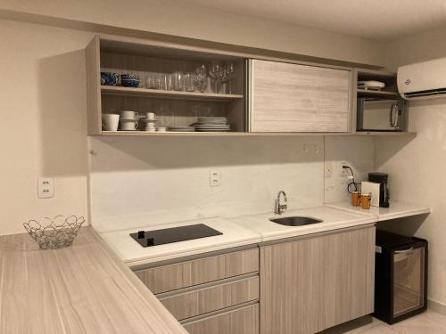 Studio Apartment with Sea View image 3