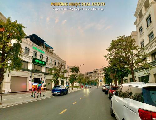 Balkon/Terrasse, Chuỗi căn hộ Space Apartment & Homestay tại Vinhomes Marina Hải Phòng (Chuoi can ho Space Apartment & Homestay tai Vinhomes Marina Hai Phong) in Haiphong