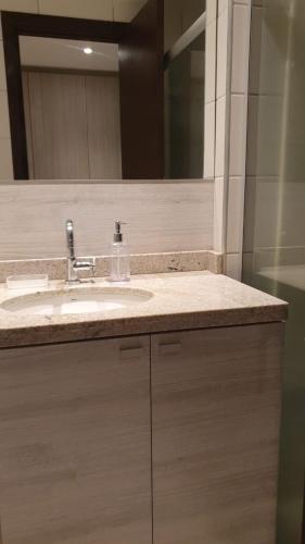 Studio Apartment with Sea View image 1