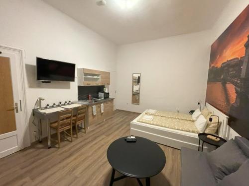 MaNo Guesthouse Budapest - image 14
