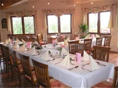 مطعم, Hotel Pension Stadlhuber Aktivpark Kremsmunster in كريمس مونستر