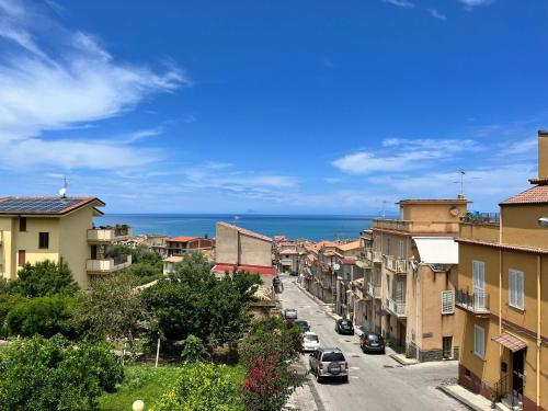  Appartamento vista Isole Eolie in 98072 Acquedolci