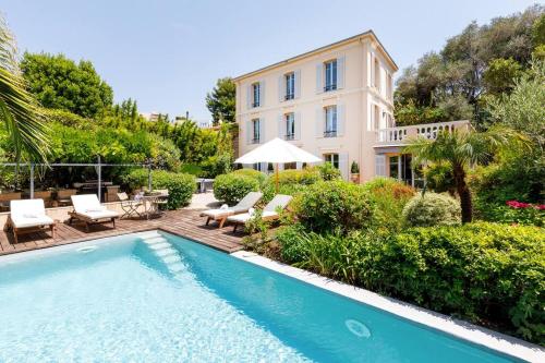 Stunning villa with private pool close to beach Juan les Pins