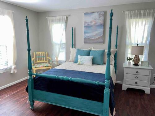 Cozy Coastal Cottage in Heart of St. Augustine in St. Augustine, USA