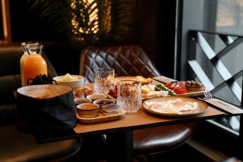 Ēdiens un dzērieni, Caramel Boutique Hotel in Gjirokaster
