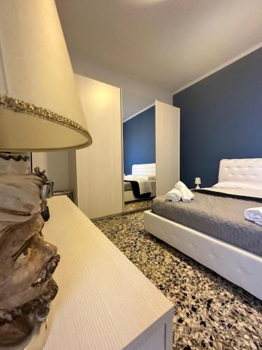  STABILE APARTMENT in Palermo