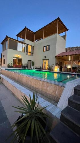 Villa Weekend