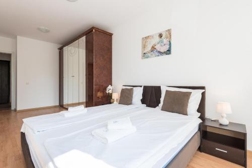 Unique apartment with pool and sauna