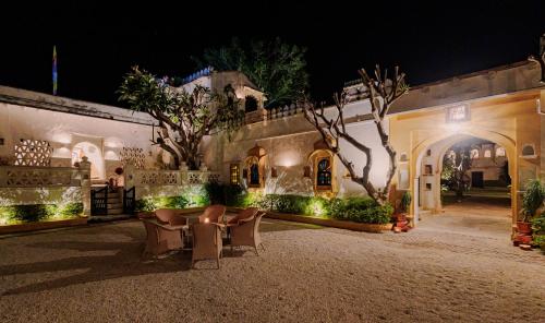 472897100 The Rawla Narlai - A Luxury Heritage Stay in Leopard Country