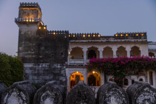 472901328 The Rawla Narlai - A Luxury Heritage Stay in Leopard Country
