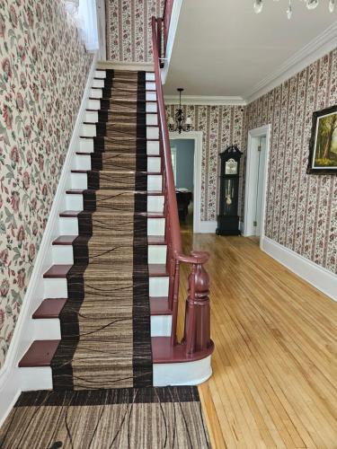 Sunflower Guest Suites  in ซัมเมอร์ไซด์ (PE)