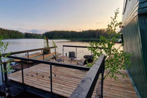 Iekārtas, Floating guest house Musters in Ranka