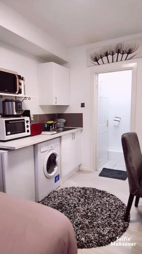 Studio Flat, close to o2 Arena and City Airport, Woolwich (фото 5)