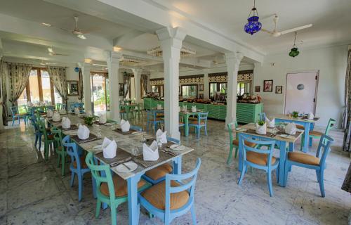 472907232 The Rawla Narlai - A Luxury Heritage Stay in Leopard Country