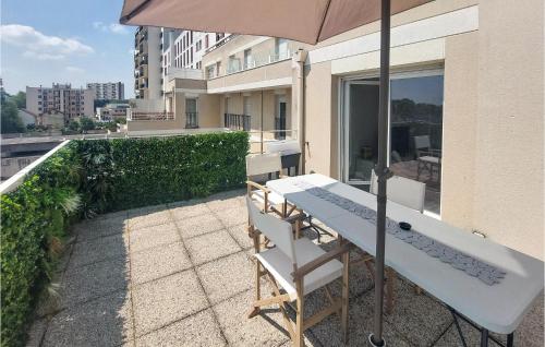 Eksterijer hotela, Nice Apartment In pinay-sur-seine With Wifi And 1 Bedrooms in Epinay-sur-Seine