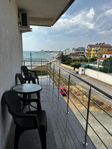 Okružje, S&K Dotro in Costinesti