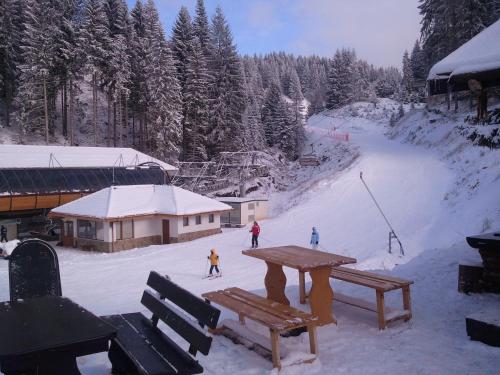 Kris Guesthouse in Stoykite