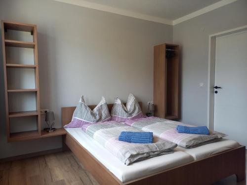 Privatzimmer an der Büffelweide (Privatzimmer an der Buffelweide) in Neunagelberga