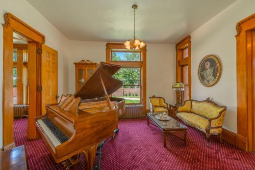 設施, Orman Mansion - Pueblo's Most Luxurious Stay! in 梅薩章克申