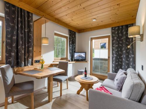 Karwendel Berglodge in Ostbach