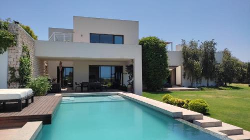 Viesnīcas āriene, Villa Golf de Mogador - Piscine - Vue mer 180º in Diabat