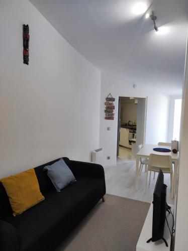 Shared lounge/TV area, Vista Panoramica Amadora in Amadora