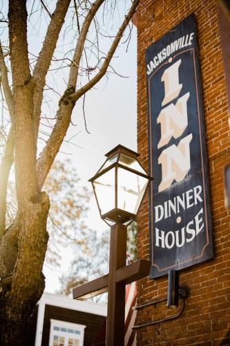 Historic Jacksonville Inn – Jacksonville, OR
