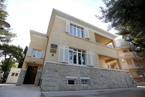 Hostel Vila Mikica, Pension in Split