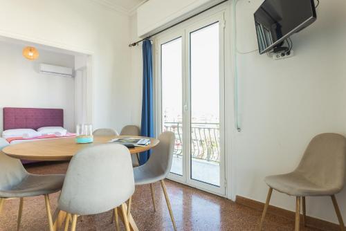 Super Paradise Apartments - image 2