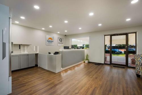 Lobby, Quality Inn & Suites Millville in Millville (NJ)