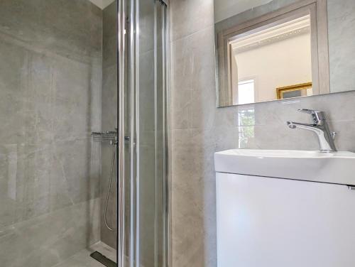 Acropolis View Dream Apartments - image 2