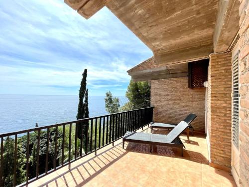 Villa in Salobrena with Sea Views - 발코니/테라스