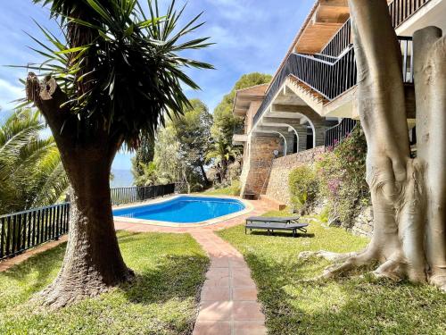 Majestic villa in Salobreña with private pool