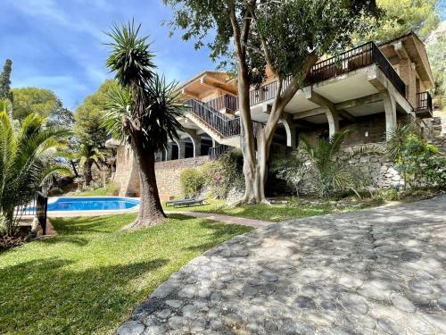 Villa in Salobrena with Sea Views - 정원