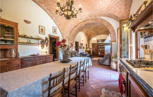 Amazing Apartment In Monteroni Darbia With Kitchen