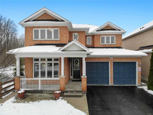 A szálláshely kívülről, Affordable Room with FREE Parking in Newmarket ON in Newmarket (ON)