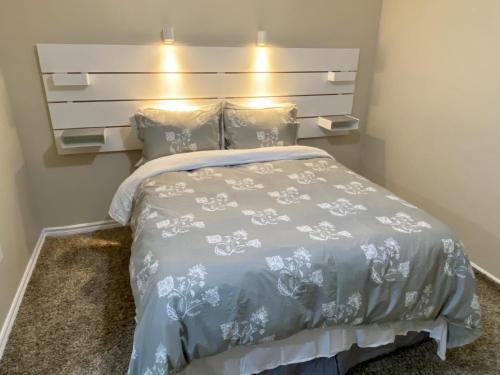 Affordable Room with FREE Parking in Newmarket ON - Accommodation - Newmarket