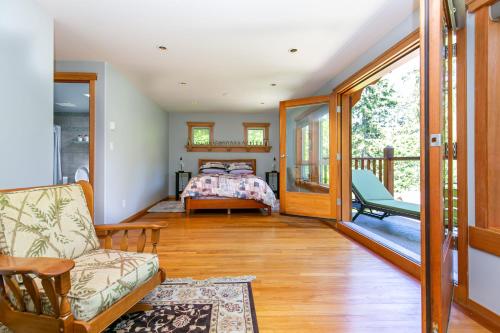 Chateau Shawnigan 2BD in West Shawn Lake in Shawnigan Lake, Canada