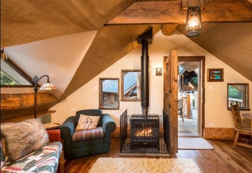 Magical Loft - Homewood Forest Retreat in أليكساندرا