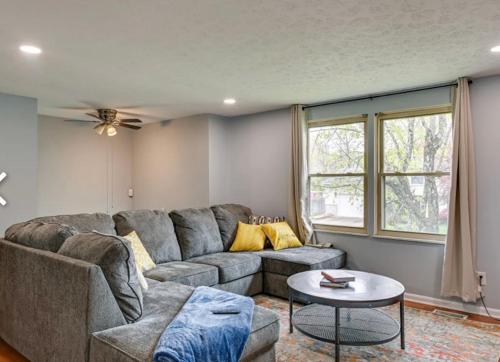 New Louisville House- 10m Dwntwn in Louisville, USA