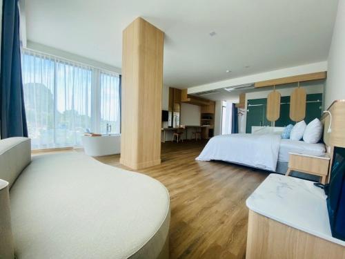 room detail thumbnail 0