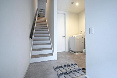 新OPEN一棟貸切！西九条駅徒歩5分＊USJ直通＊グループ旅行最適＊トイレ2洗面台2 Room Type - One-Bedroom Villa